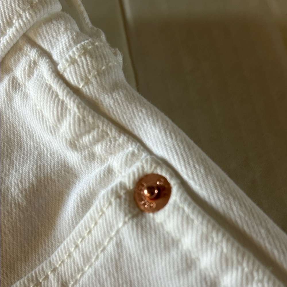GAP Women’s White Straight Leg Petite - Picture 4 of 6